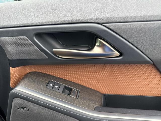 Photo of 2024 Black Lexus GX 550