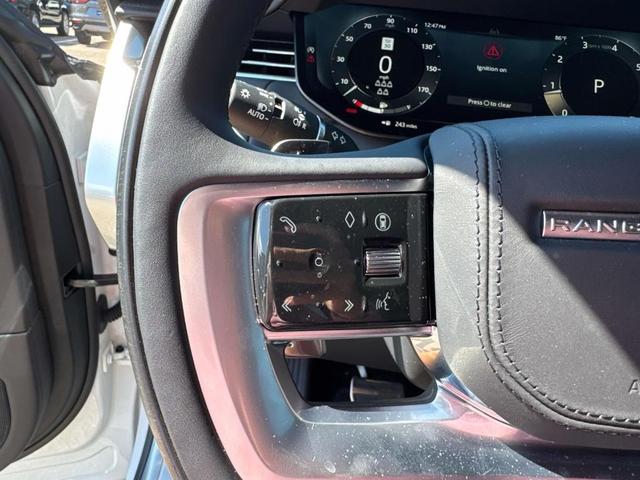 Photo of 2025 Fuji White Land Rover Range Rover