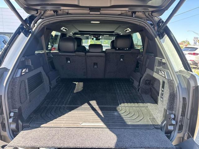 Photo of 2025 Fuji White Land Rover Range Rover