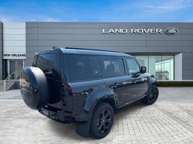Photo of 2024 Santorini Black Land Rover Defender