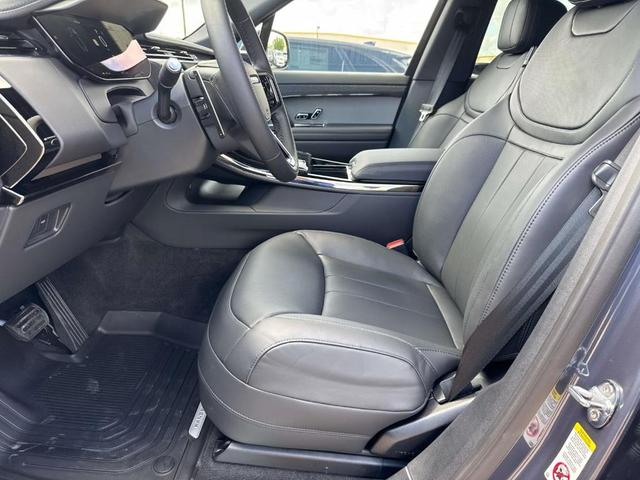 Photo of 2025 Varesine Blue Land Rover Range Rover Sport