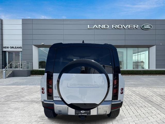 Photo of 2025 Fuji White Land Rover Defender
