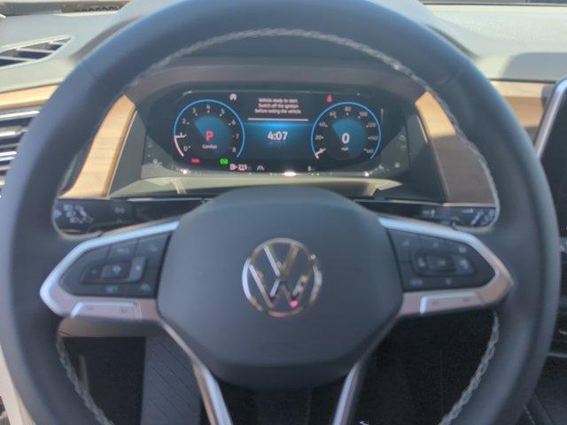 Photo of 2026 Silver Mist Metallic Volkswagen Atlas