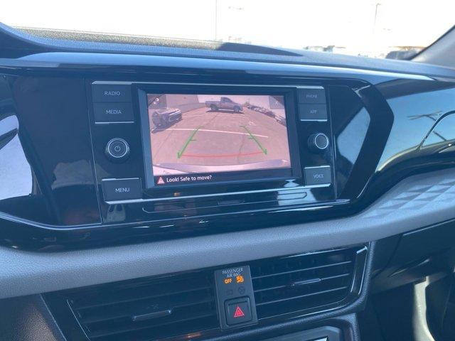 Photo of 2022 Platinum Gray Metallic Volkswagen Taos