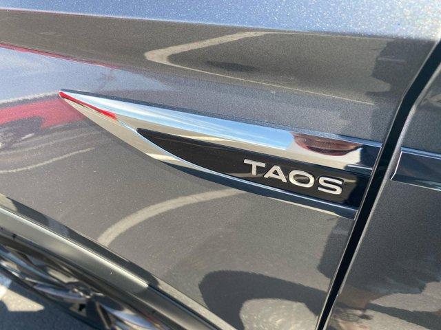 Photo of 2022 Platinum Gray Metallic Volkswagen Taos