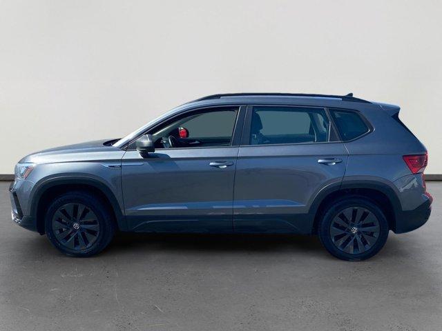 Photo of 2022 Platinum Gray Metallic Volkswagen Taos