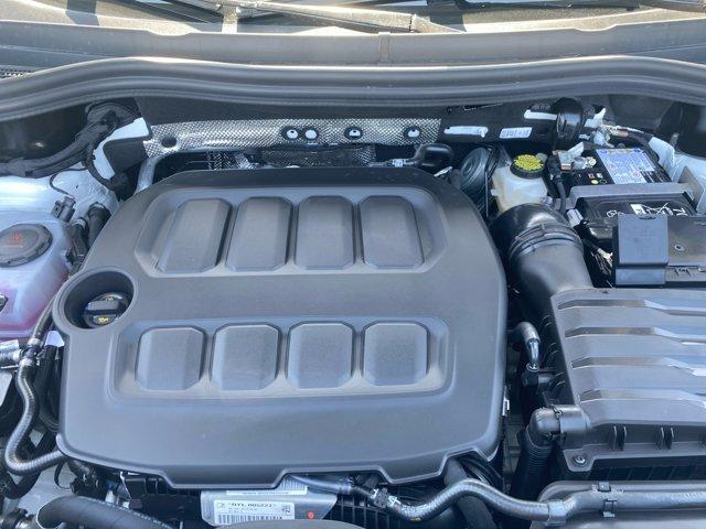 Photo of 2025 Pure White Volkswagen Tiguan