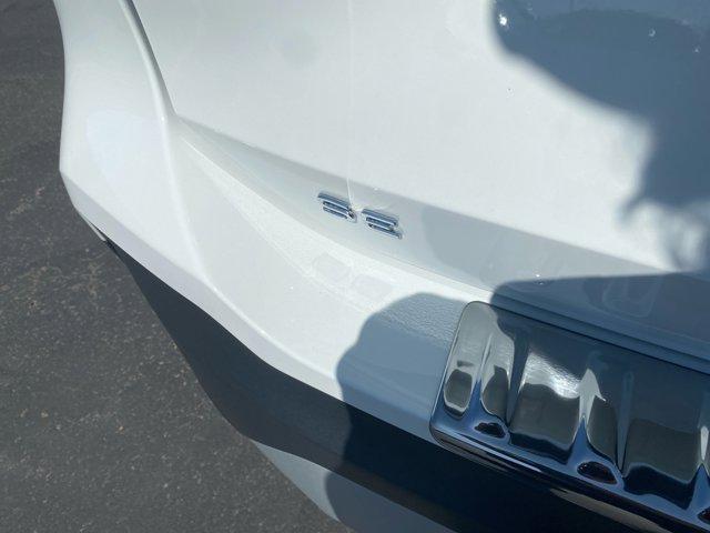 Photo of 2025 Pure White Volkswagen Tiguan