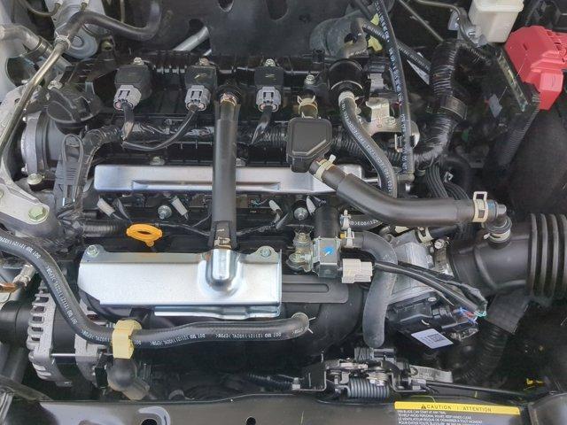 Photo of 2023 Aspen White / Super Black Nissan Kicks