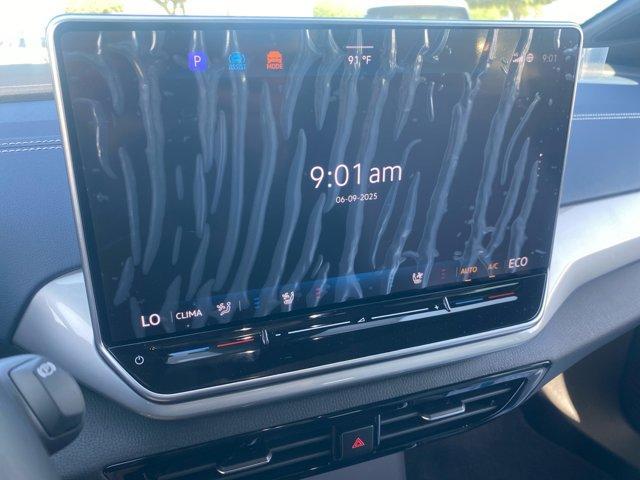 Photo of 2025 Pure Gray Volkswagen ID.4