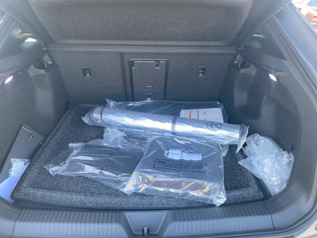 Photo of 2025 Pure Gray Volkswagen ID.4