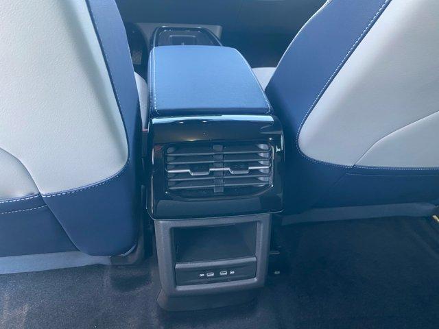Photo of 2025 Pure Gray Volkswagen ID.4