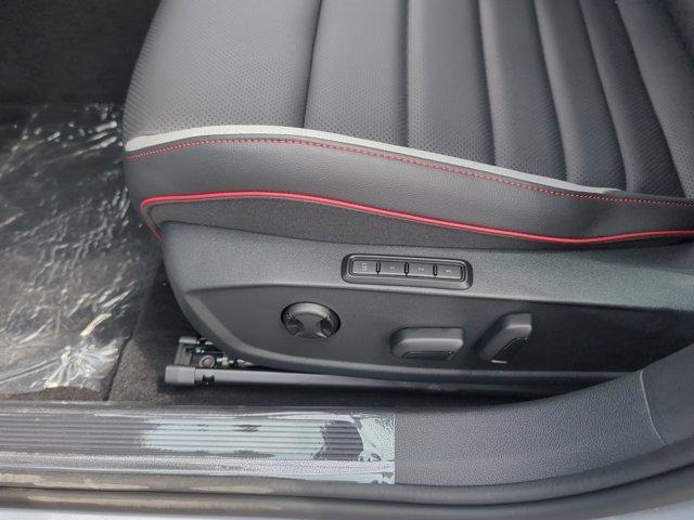 Photo of 2025 Oyster Silver Metallic Volkswagen Golf GTI
