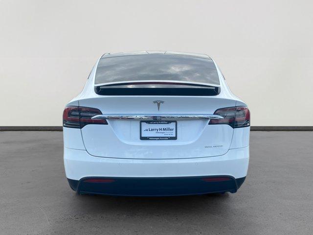 Photo of 2020 Pearl White Multi Tesla Model X