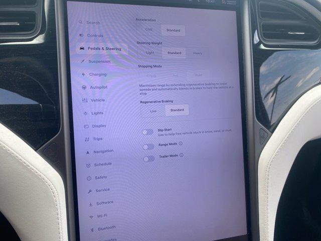 Photo of 2020 Pearl White Multi Tesla Model X