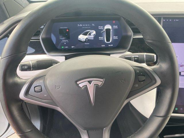 Photo of 2020 Pearl White Multi Tesla Model X