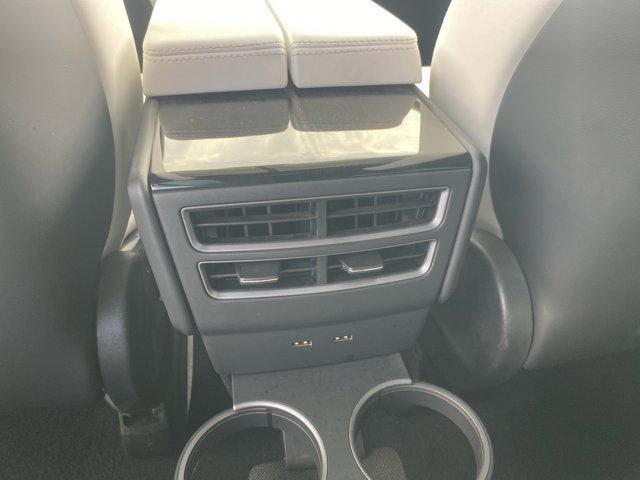 Photo of 2020 Pearl White Multi Tesla Model X