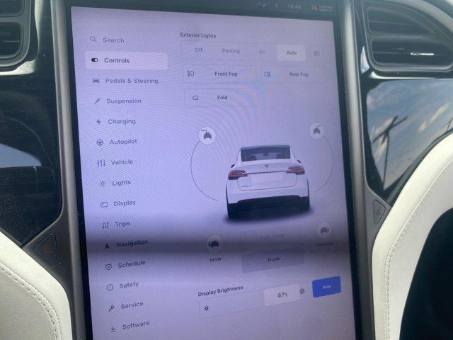 Photo of 2020 Pearl White Multi Tesla Model X
