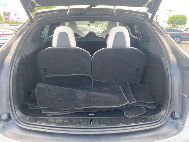 Photo of 2020 Pearl White Multi Tesla Model X