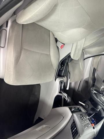 Photo of 2012 Gray Honda Civic