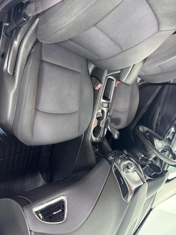Photo of 2017 White Chevrolet Cruze