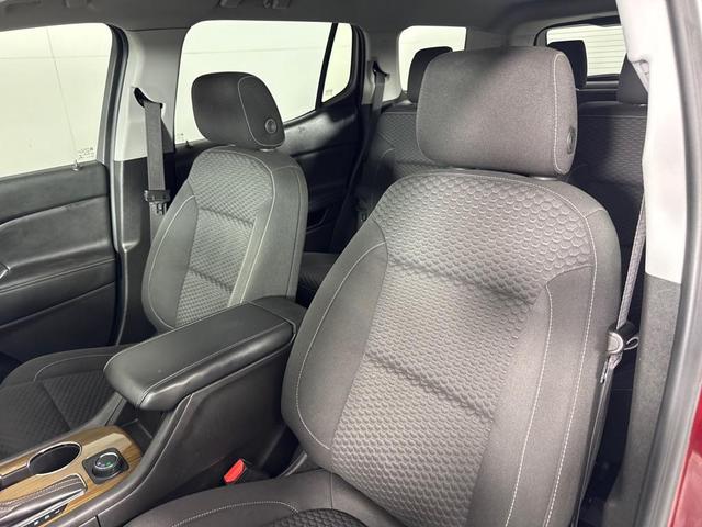 Photo of 2018 Red GMC Acadia