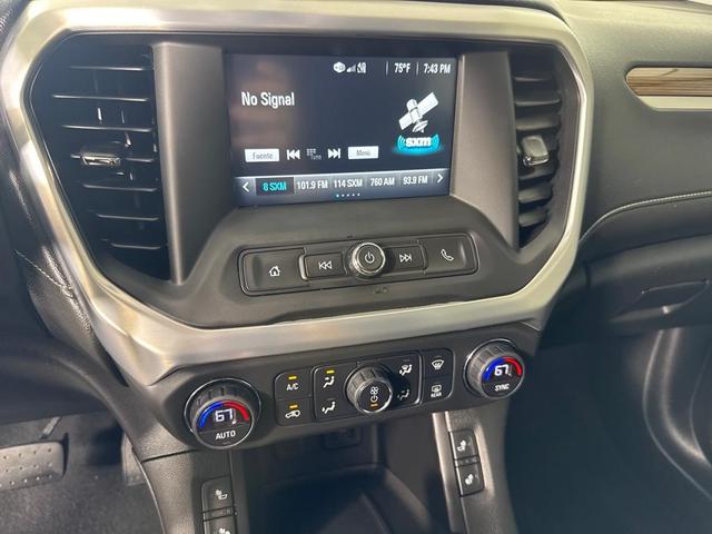 Photo of 2018 Red GMC Acadia