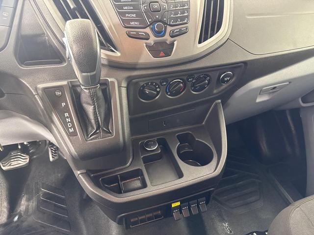 Photo of 2019 White Ford Transit-150