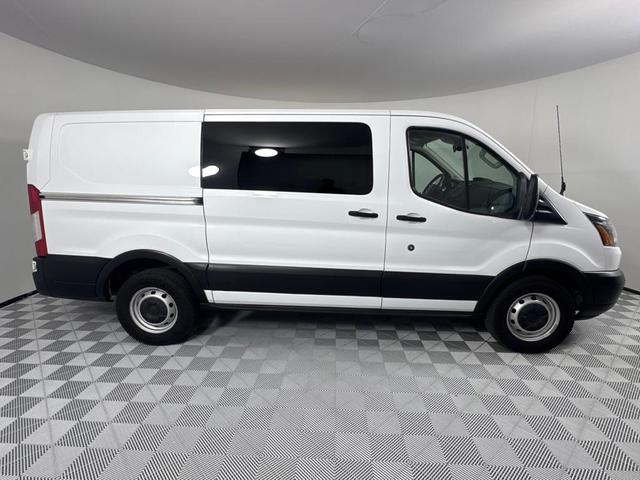 Photo of 2019 White Ford Transit-150