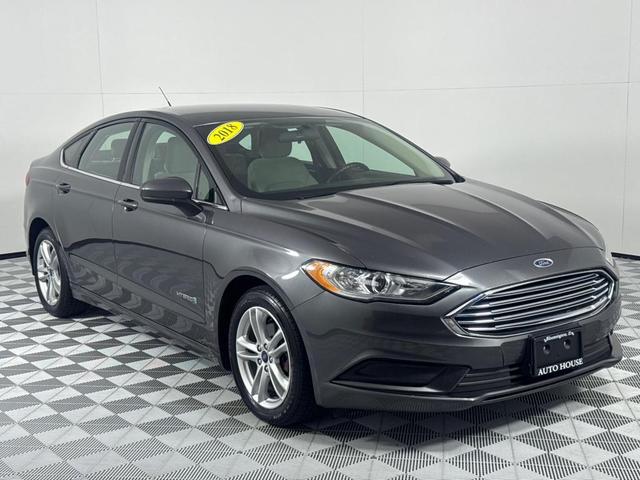Photo of 2018 Gray Ford Fusion Hybrid