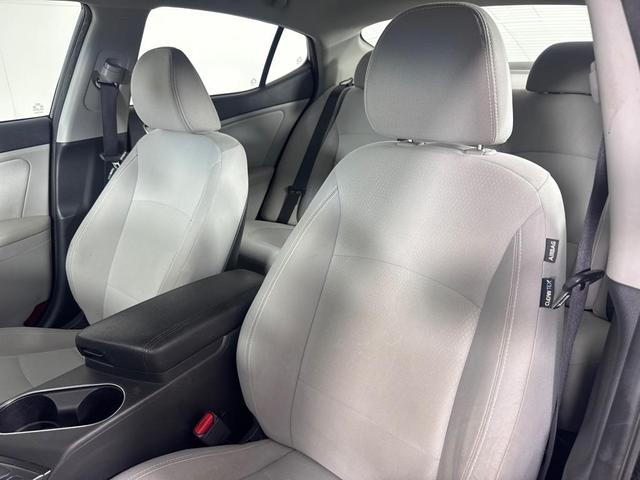 Photo of 2015 Black Kia Optima