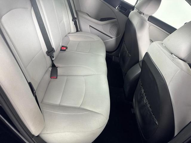 Photo of 2015 Black Kia Optima