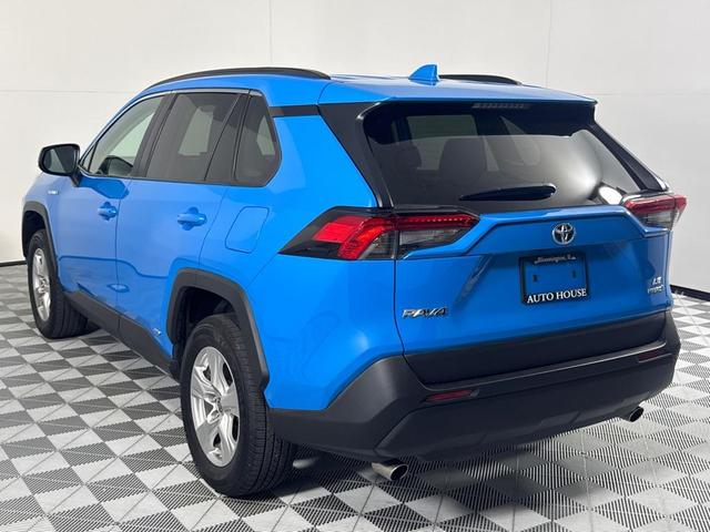 Photo of 2021 Blue Toyota RAV4 Hybrid