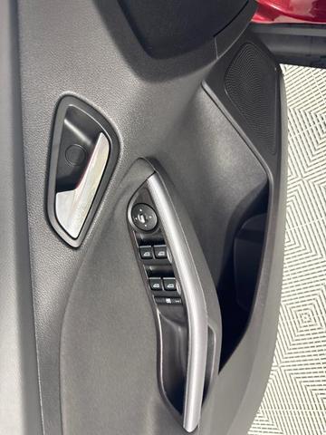Photo of 2013 Red Ford Focus