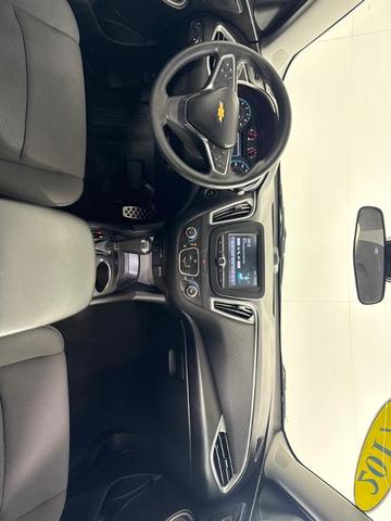 Photo of 2017 Silver Chevrolet Malibu