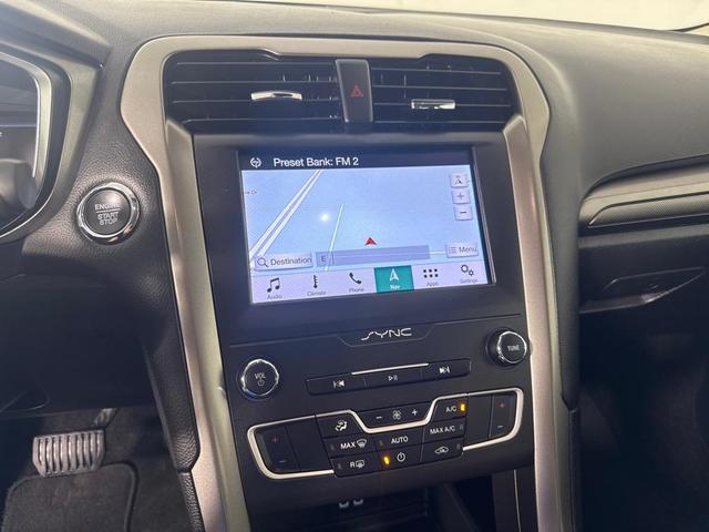 Photo of 2019 White Ford Fusion Hybrid