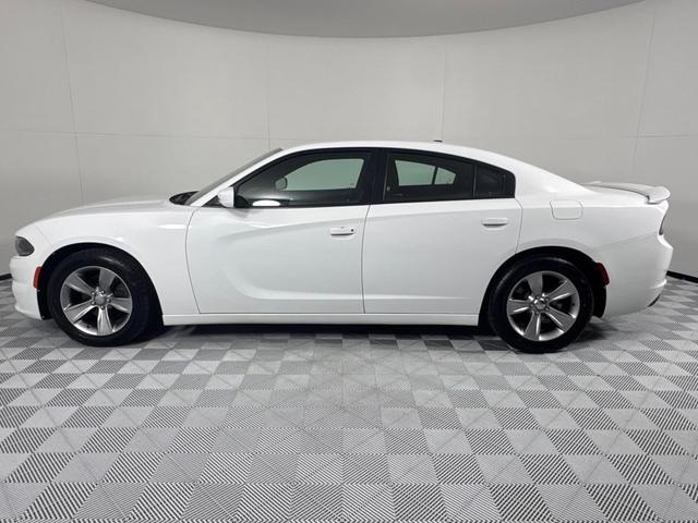 Photo of 2015 White Dodge Charger