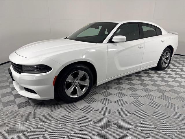 Photo of 2015 White Dodge Charger