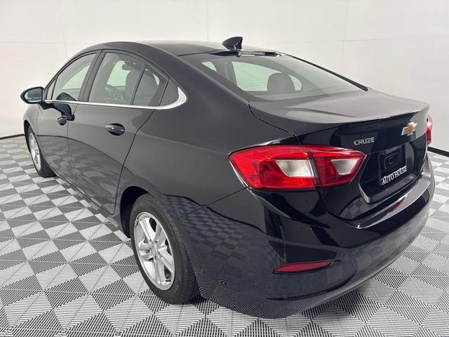 Photo of 2018 Black Chevrolet Cruze