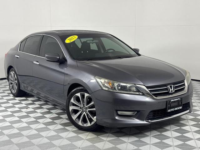 Photo of 2013 Gray Honda Accord