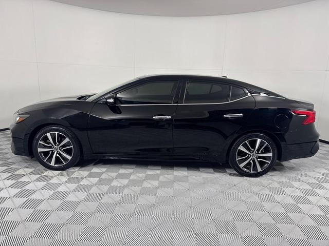 Photo of 2020 Black Nissan Maxima