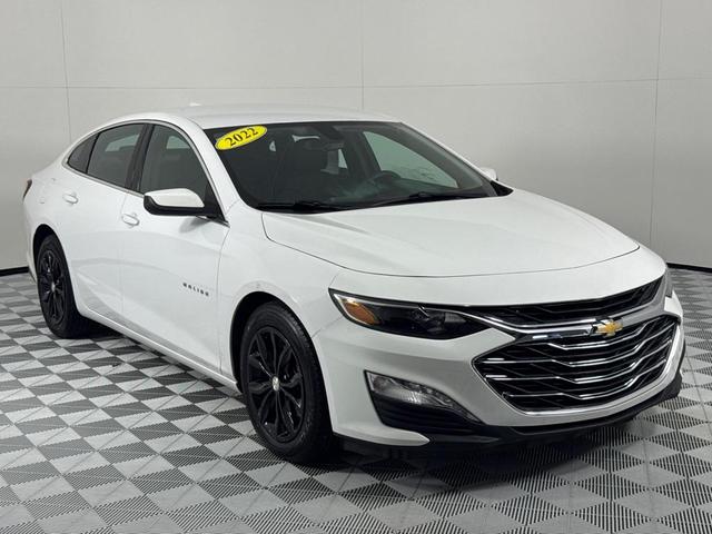 Photo of 2022 White Chevrolet Malibu