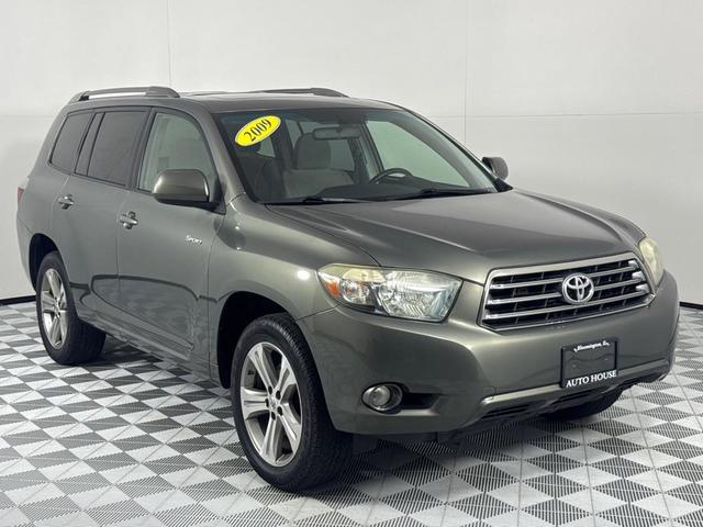 Photo of 2009 Green Toyota Highlander