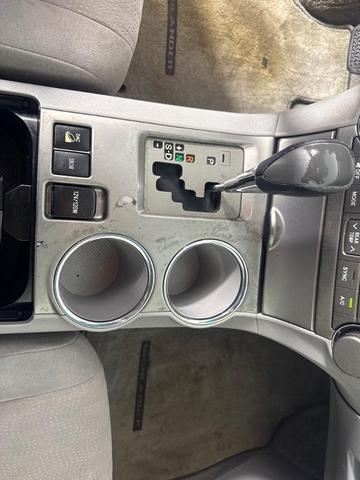 Photo of 2009 Green Toyota Highlander