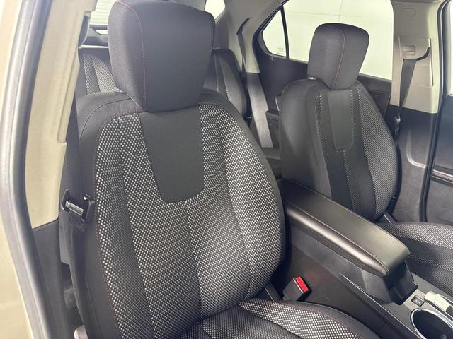 Photo of 2015 Tan Chevrolet Equinox
