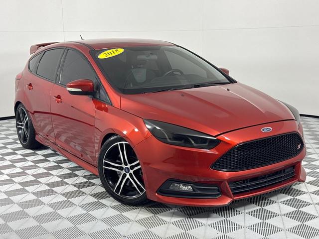 Photo of 2018 Red Ford Focus ST