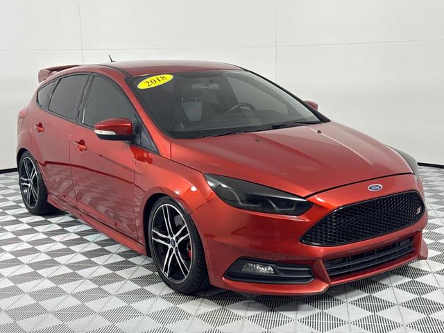 Photo of 2018 Red Ford Focus ST