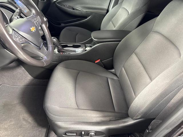 Photo of 2020 Purple Chevrolet Malibu