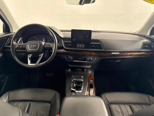Photo of 2018 Brilliant Black Audi Q5