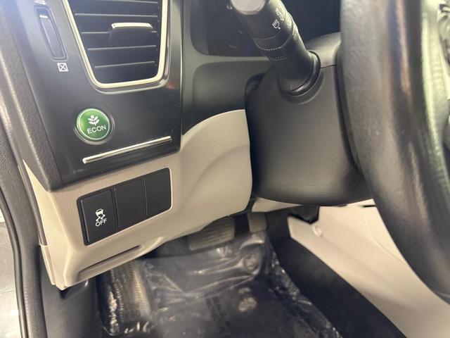Photo of 2013 Gray Honda Civic